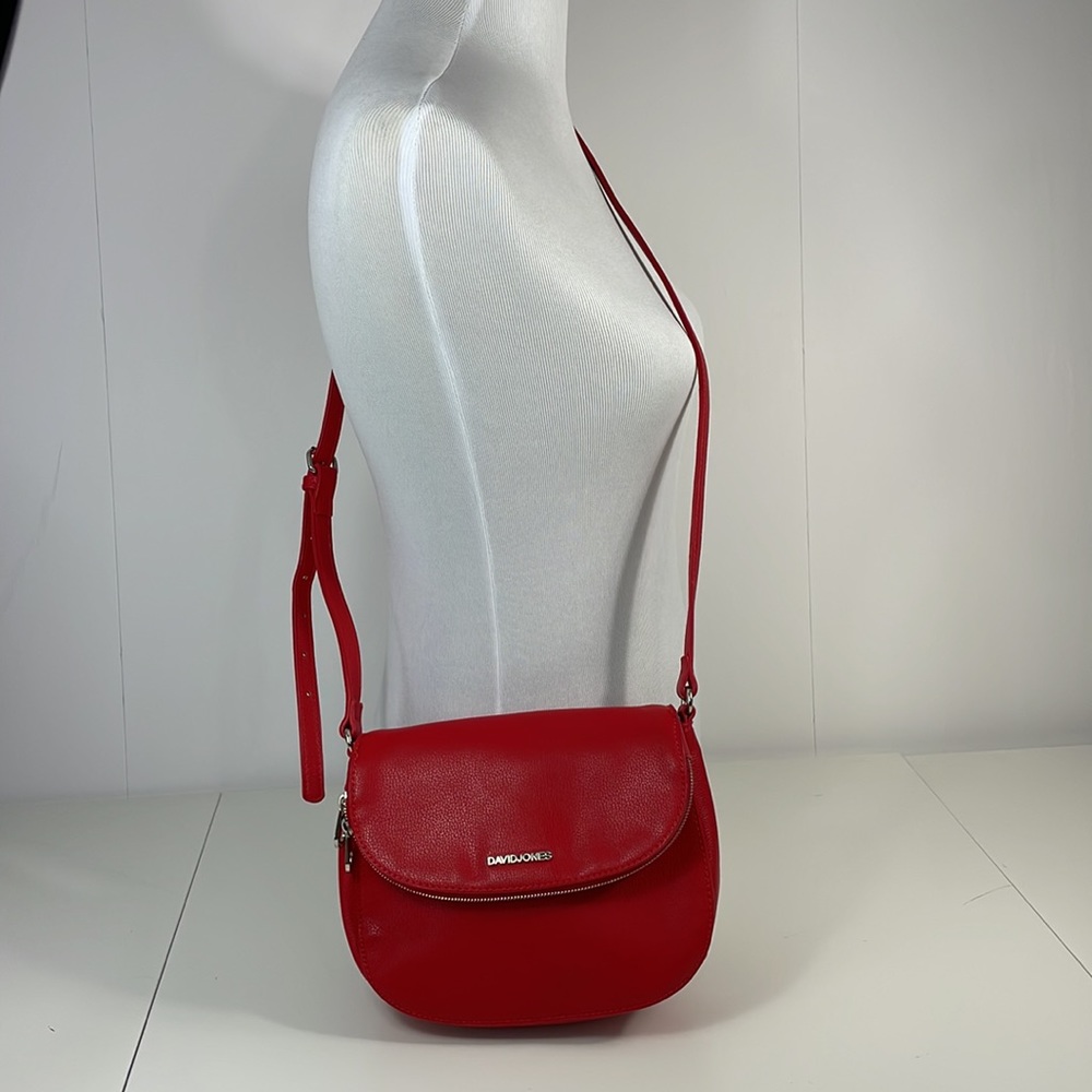 DAVID JONES red crossbody bag, Excellent condition ✨🤩